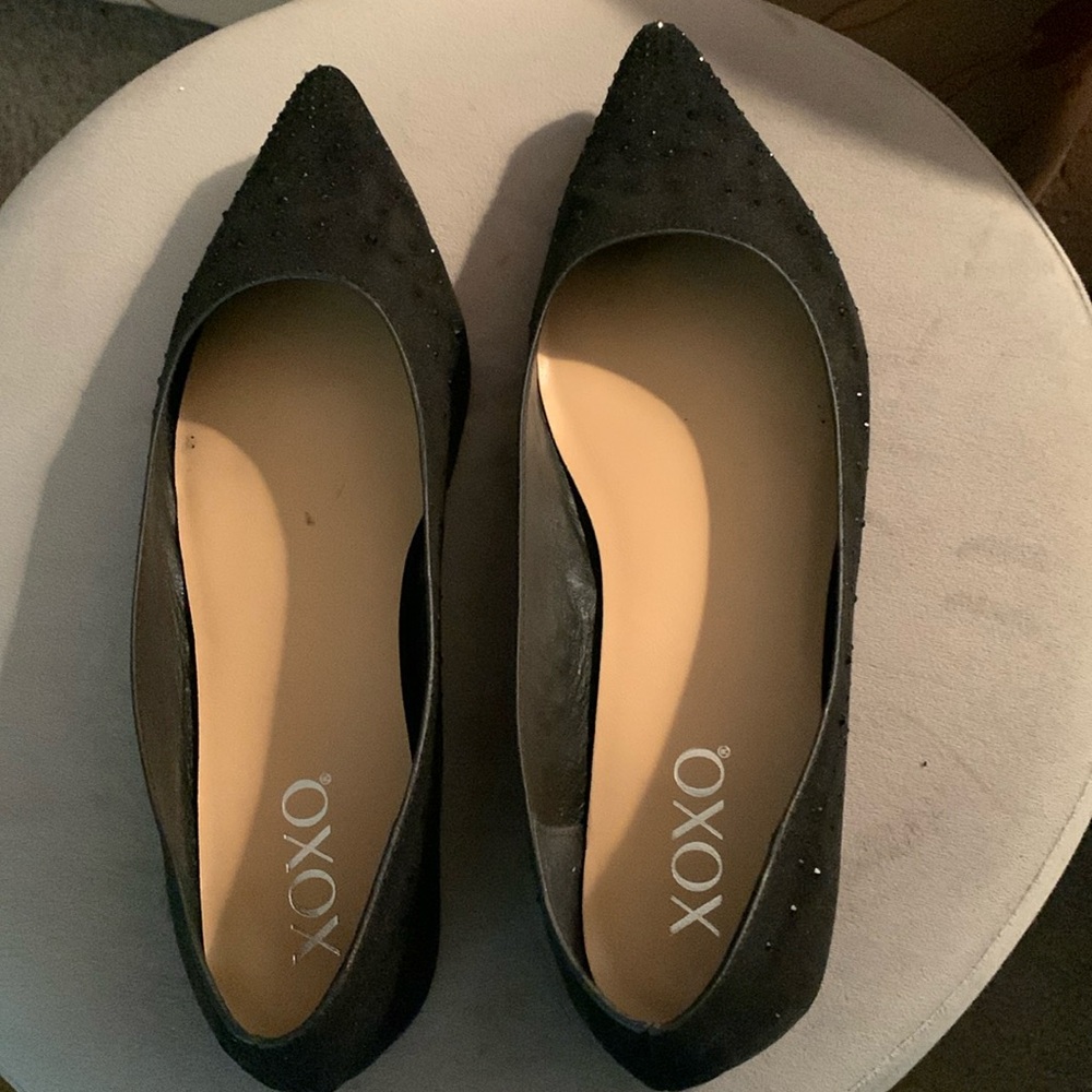 XOXO Black fabric light suede like texture flats w/small design on top/sides